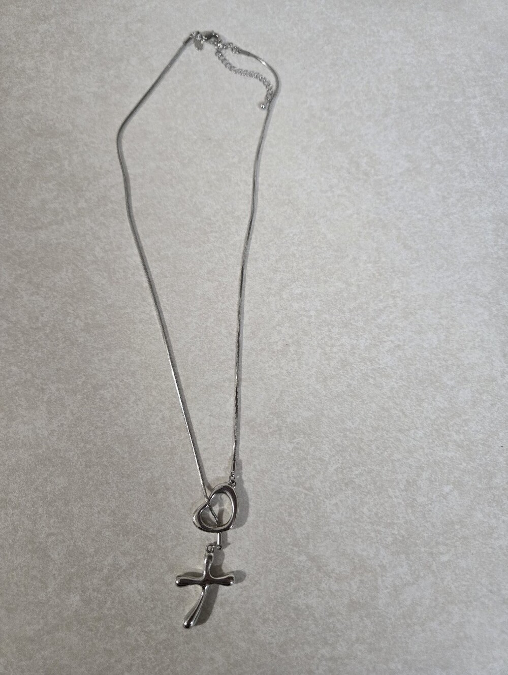 Premier Designs Vintage Token Of Love Heart & Cross Lariat Necklace